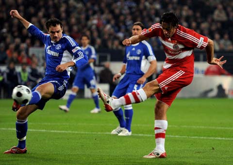 羽毛球是中 羽毛球是中